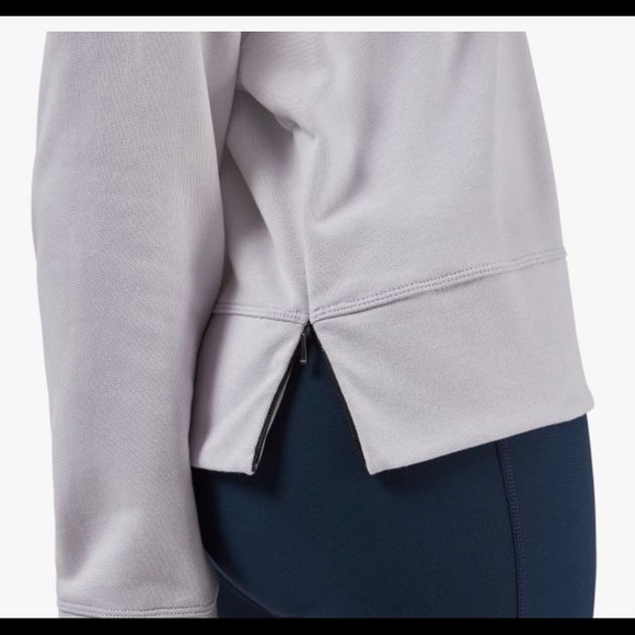 On Crew Neck | Lavender - Picture 5 of 8